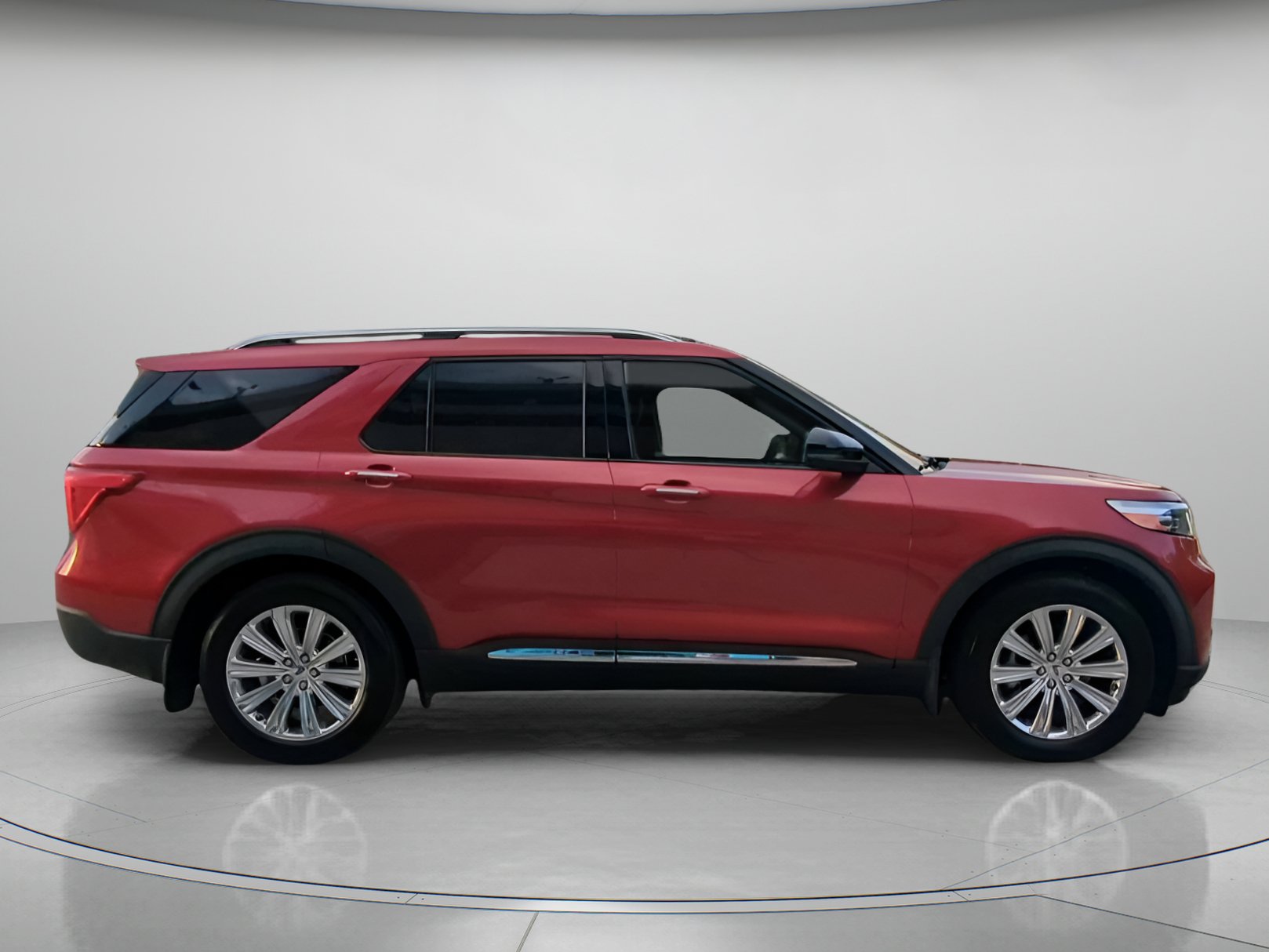 Certified 2022 Ford Explorer Limited RWD image 32