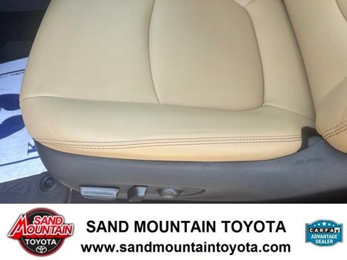 Used 2023 Toyota RAV4 XLE Premium FWD image 14