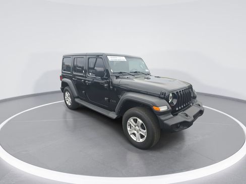 Used 2023 Jeep Wrangler Sport S image 2