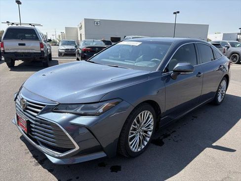 Certified 2019 Toyota Avalon Limited w/ Advanced Safety Package FWD image 1