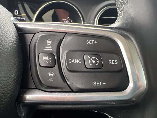 Used 2023 Jeep Wrangler Unlimited Sahara w/ Cold Weather Group AWD/4WD image 29