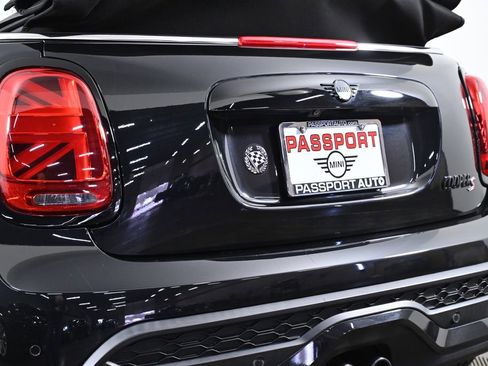 Certified 2023 MINI Cooper S image 8