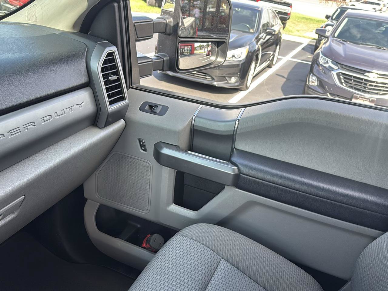 Used 2020 Ford F250 XLT w/ XLT Premium Package AWD/4WD image 15