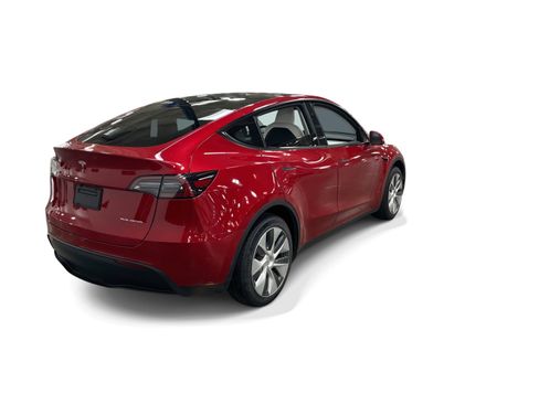 Certified 2023 Tesla Model Y Long Range AWD/4WD image 6