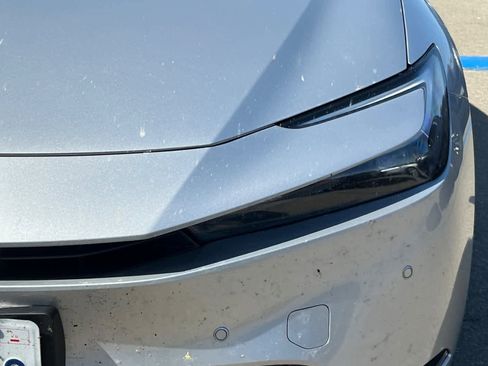 Used 2024 Toyota Prius Limited w/ Limited Premium Package image 11