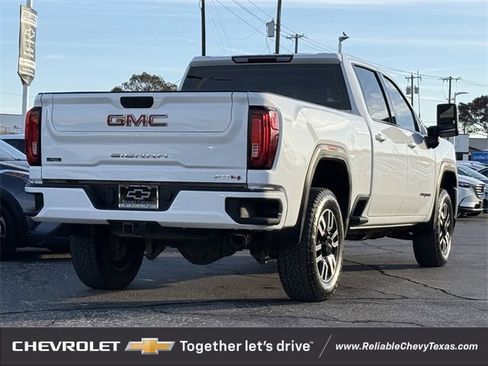 Used 2022 GMC Sierra 2500 AT4 image 6