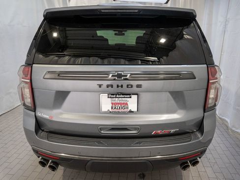 Used 2022 Chevrolet Tahoe RST w/ Sport Performance Package image 4