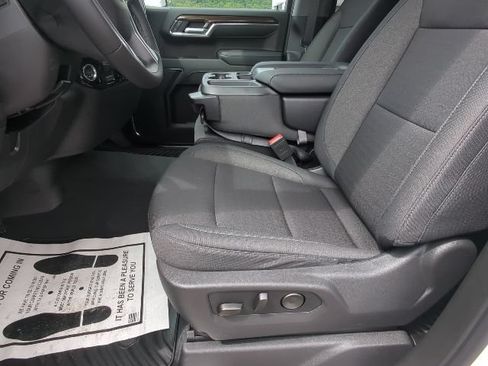 New 2026 Chevrolet Silverado 1500 LT w/ Convenience Package II AWD/4WD image 10