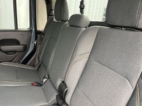 New 2026 Jeep Gladiator Sport image 39