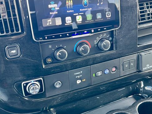 New 2026 GMC Savana 2500 Extended RWD image 19