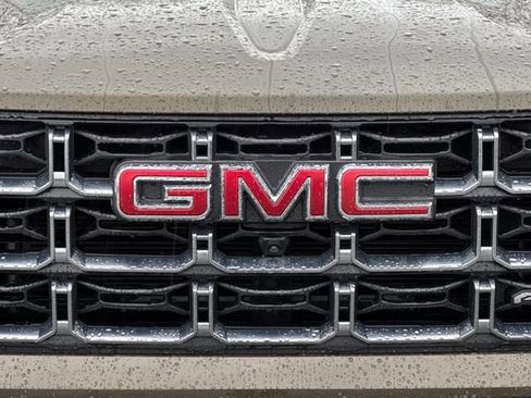 Used 2025 GMC Canyon AT4 w/ Technology Plus Package image 47