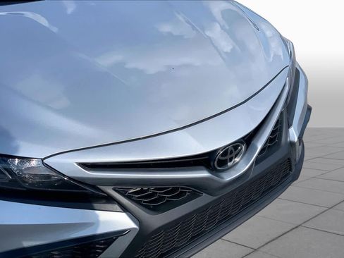 Used 2024 Toyota Camry SE FWD image 28