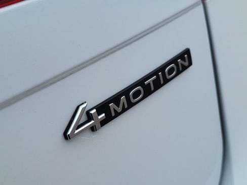 Used 2024 Volkswagen Tiguan Wolfsburg Edition image 12