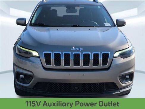 Used 2021 Jeep Cherokee Latitude Lux w/ Comfort/Convenience Group FWD image 12