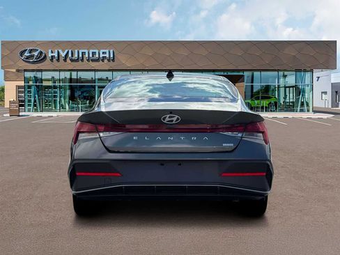 New 2026 Hyundai Elantra Blue image 7