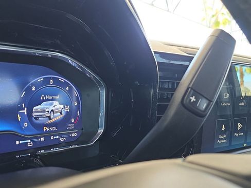 Used 2024 Chevrolet Silverado 1500 LT image 16