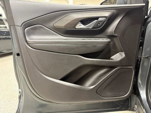 Used 2018 GMC Terrain SLT FWD image 19
