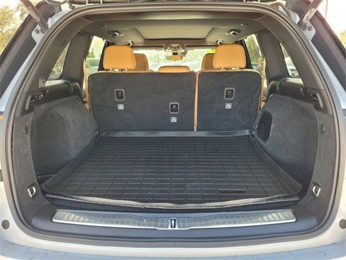 Certified 2022 Jeep Grand Cherokee Summit w/ Adv Protech Group IV image 9