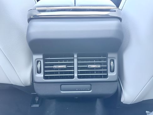 Certified 2026 Land Rover Range Rover Evoque S AWD/4WD image 30