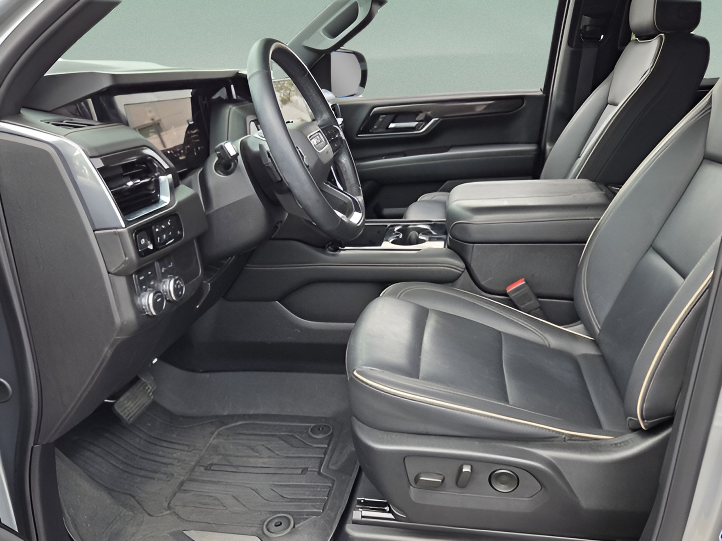 Used 2025 GMC Yukon XL Elevation AWD/4WD image 10