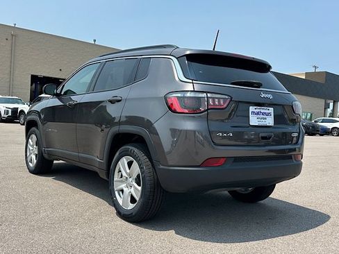 Used 2022 Jeep Compass Latitude AWD/4WD image 33