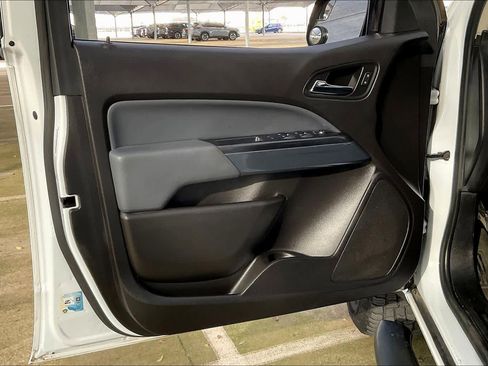 Used 2016 Chevrolet Colorado Z71 image 20