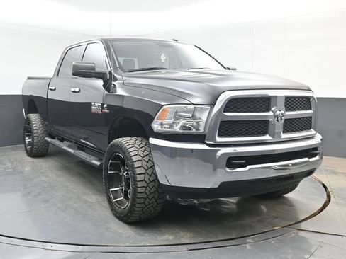 Used 2017 RAM 2500 SLT AWD/4WD image 2