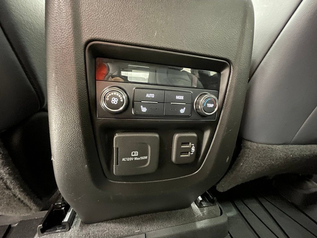 Used 2021 Buick Enclave Premium w/ Sun and Sites Package AWD/4WD image 12