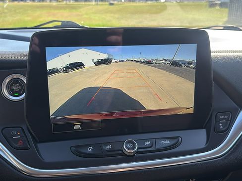 Used 2023 Chevrolet Blazer LT image 13