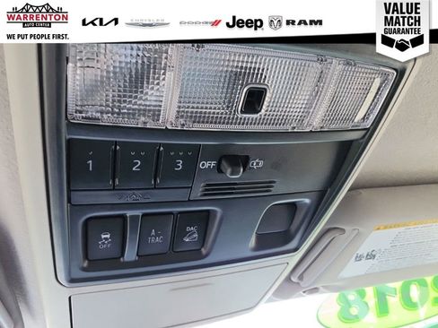 Used 2018 Toyota 4Runner SR5 Premium AWD/4WD image 15