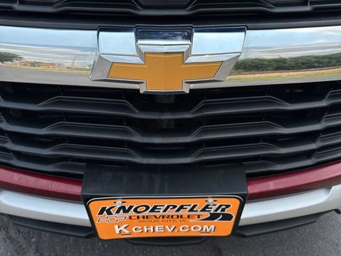 Used 2025 Chevrolet TrailBlazer LT AWD/4WD image 31