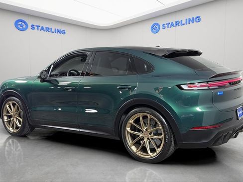 Used 2025 Porsche Cayenne Turbo GT AWD/4WD image 5