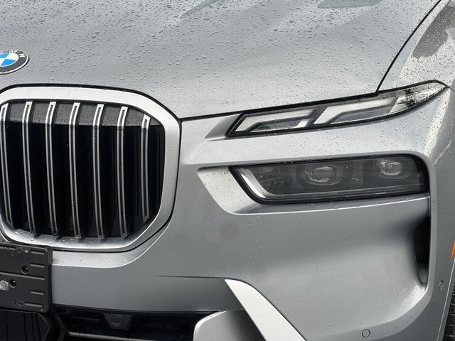 Used 2025 BMW X7 xDrive40i AWD/4WD image 40