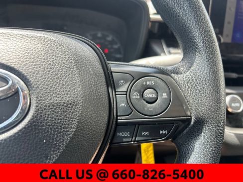 Used 2023 Toyota Corolla LE FWD image 11