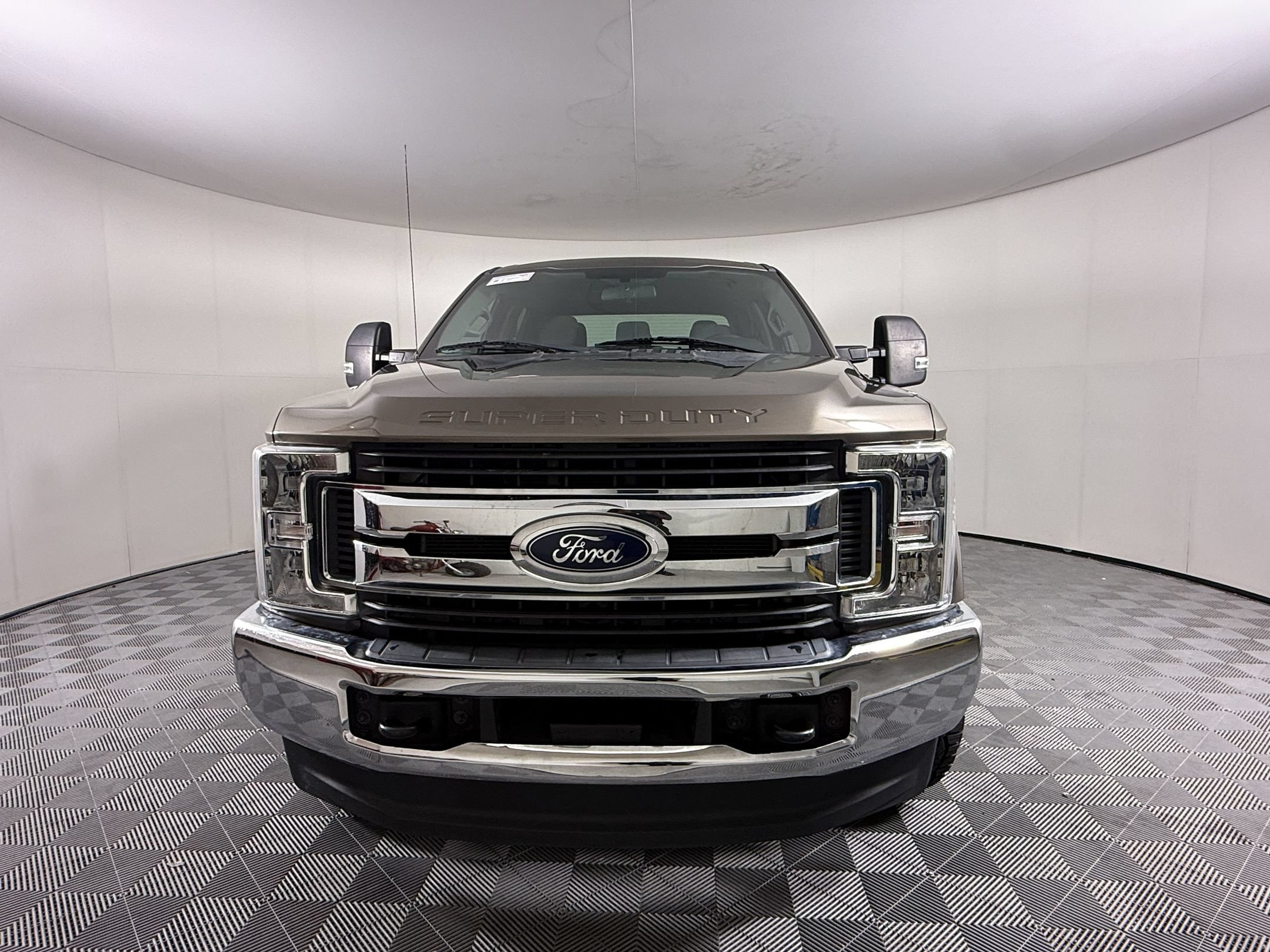 Used 2019 Ford F250 XL w/ STX Appearance Package AWD/4WD image 6