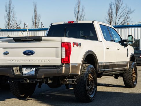 Used 2019 Ford F250 King Ranch w/ King Ranch Ultimate Package image 5