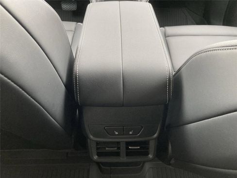 New 2026 GMC Terrain Denali w/ LPO, Floor Liner Package AWD/4WD image 19