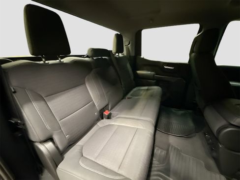 Used 2020 Chevrolet Silverado 1500 LT w/ Convenience Package image 27