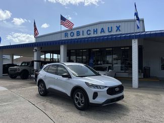 Used 2025 Ford Escape ST-Line FWD video 1