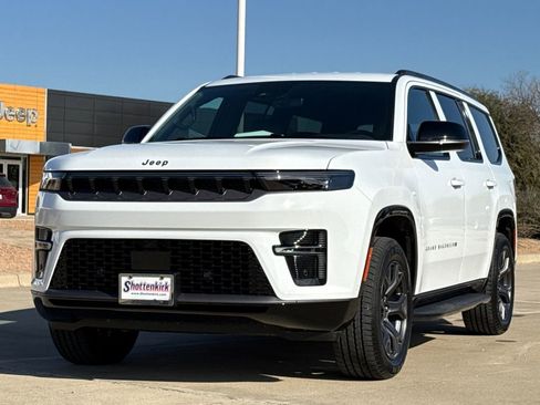 New 2026 Jeep Grand Wagoneer Limited AWD/4WD image 3