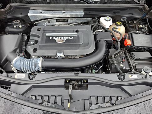 Used 2022 Cadillac XT4 Sport w/ Enhanced Visibility Package image 29