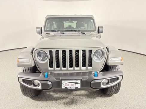 Used 2023 Jeep Wrangler Unlimited Sahara w/ Cold Weather Group AWD/4WD image 10
