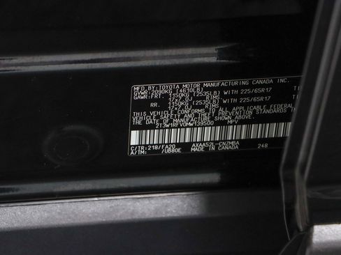 Used 2021 Toyota RAV4 XLE FWD image 31