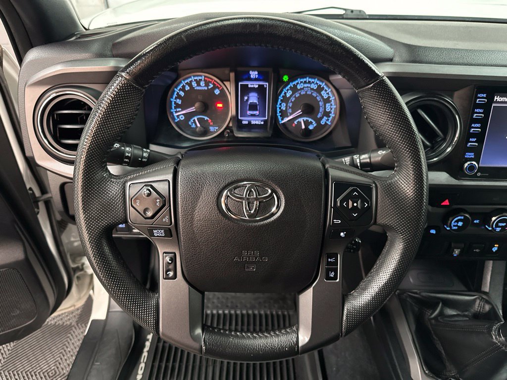 Used 2020 Toyota Tacoma TRD Sport AWD/4WD image 14