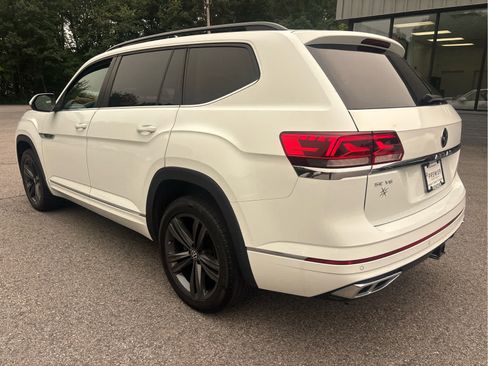 Used 2021 Volkswagen Atlas SE w/ Towing Package AWD/4WD image 4