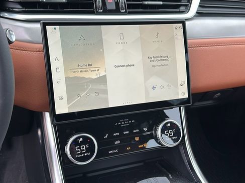 New 2024 Jaguar XF R-Dynamic SE image 15