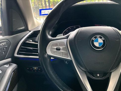 Used 2020 BMW X7 xDrive40i w/ Premium Package AWD/4WD image 23