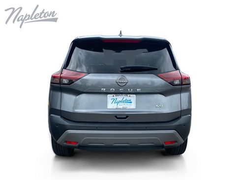 Used 2023 Nissan Rogue SV FWD image 4