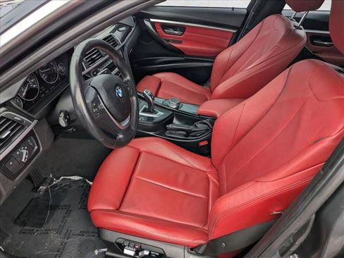 Used 2018 BMW 330i Sedan RWD image 17