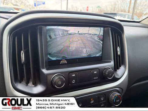 Used 2021 Chevrolet Colorado LT w/ Fleet Safety Package image 19